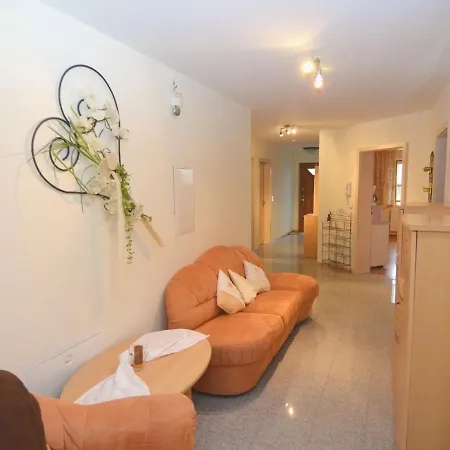 Holiday Flat With Swimming Pool In Prackenbach Viechtach Exterior photo